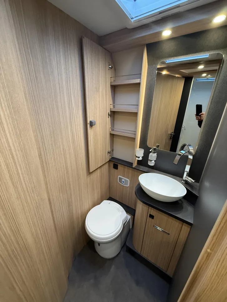 Fahrzeugbild Malibu T 470 RB LE K comfort Mercedes #14