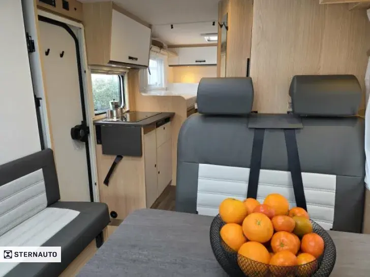 Fahrzeugbild Sunlight Fiat V 67 S #9