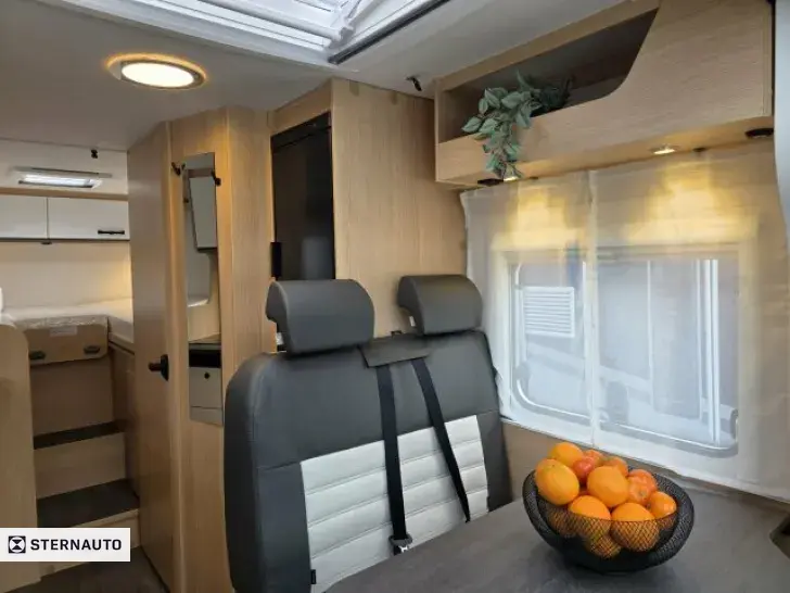 Fahrzeugbild Sunlight Fiat V 67 S #11