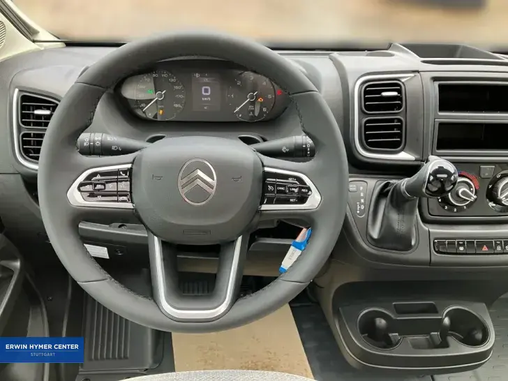 Fahrzeugbild Carado V 132 #12