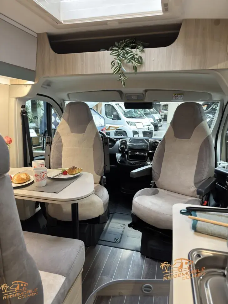 Fahrzeugbild Forster Livin Up Pro FV 636 EBL VIBE Edition #11