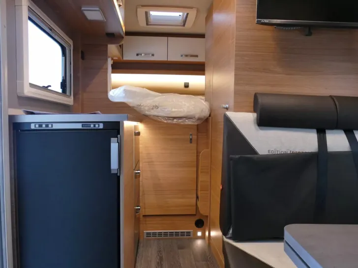 Fahrzeugbild Weinsberg X-Cursion Van 500 MQ EDITIONPEPPER Vermietflotte #23