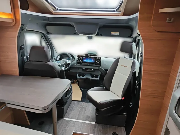 Fahrzeugbild Weinsberg CaraCompact MB EDITION PEPPER 640 MEG #11