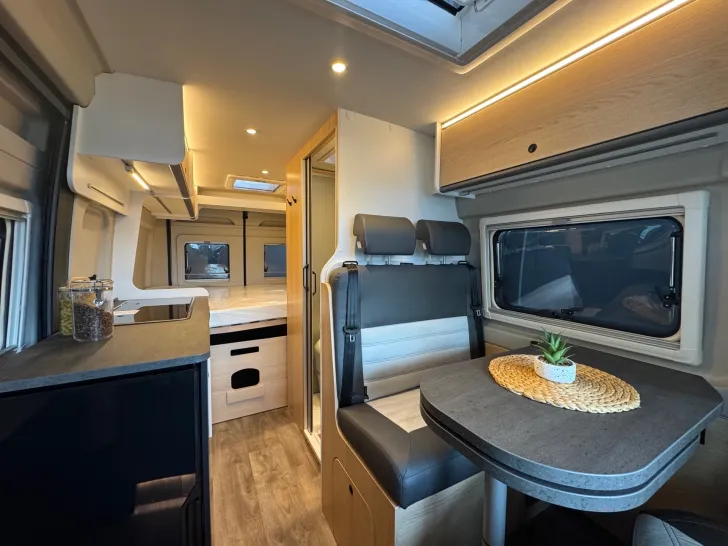 Fahrzeugbild Sunlight Camper Van CLIFF 600 X #9