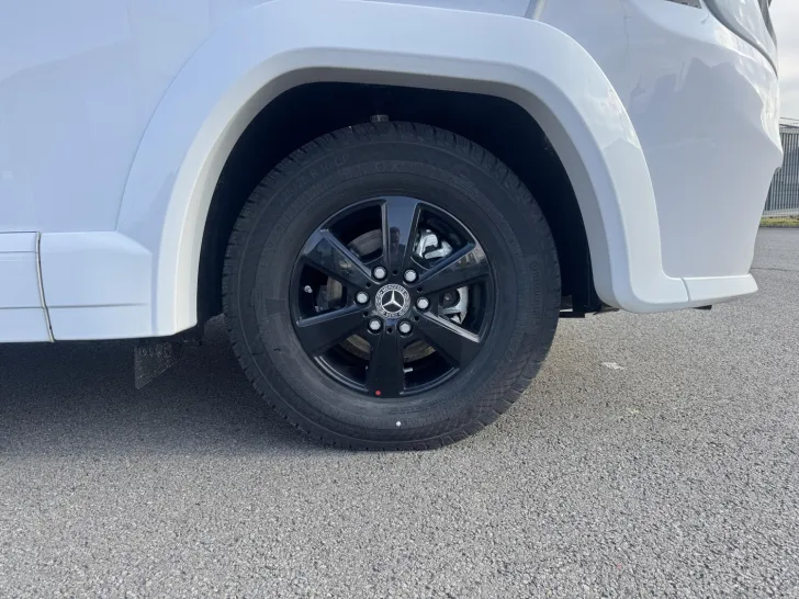 Fahrzeugbild Malibu I 470 RB LE K comfort Mercedes #41