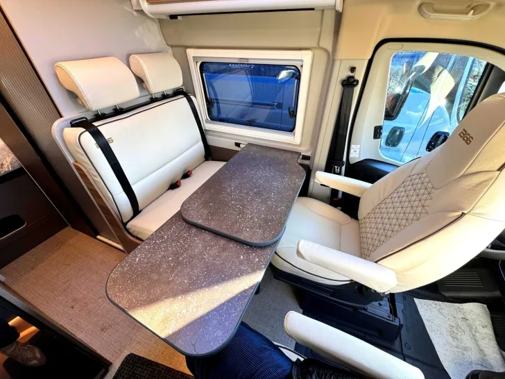 Fahrzeugbild Bürstner B66 C 600 #12