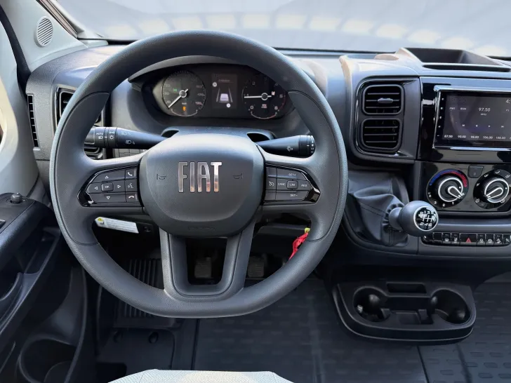 Fahrzeugbild Weinsberg CaraCompact 600 MF EDITION [PEPPER] *Care-Drive-Paket* #8