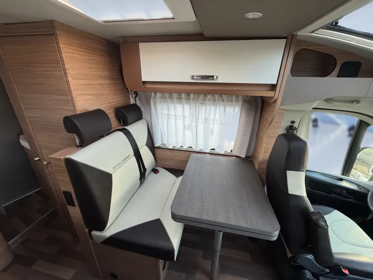 Fahrzeugbild Weinsberg CaraCompact 600 MF EDITION [PEPPER] *Care-Drive-Paket* #11