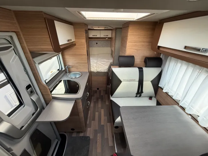 Fahrzeugbild Weinsberg CaraCompact 600 MF EDITION [PEPPER] *Care-Drive-Paket* #12