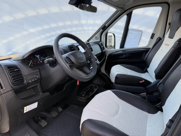 Fahrzeugbild Weinsberg CaraCompact 600 MF EDITION [PEPPER] *Care-Drive-Paket* #7