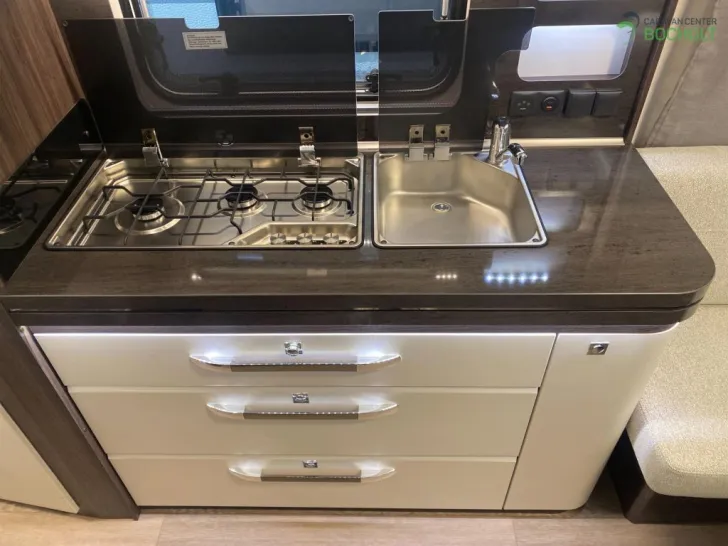 Fahrzeugbild Hobby Prestige 560 WFU Modell 2026 / 2000 kg #10