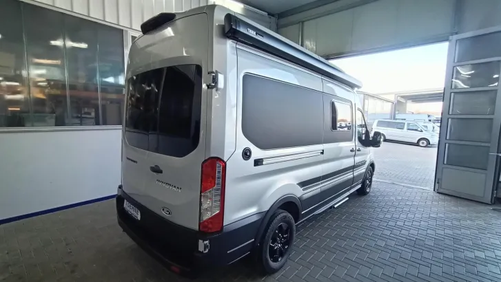Fahrzeugbild LMC Innovan Ford 592 Sondermodell März 26 Verfügbar #5