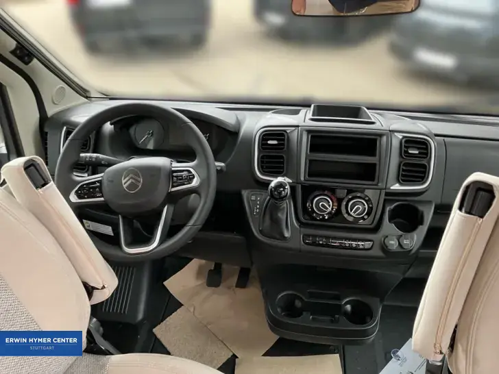 Fahrzeugbild Carado V 337 #11