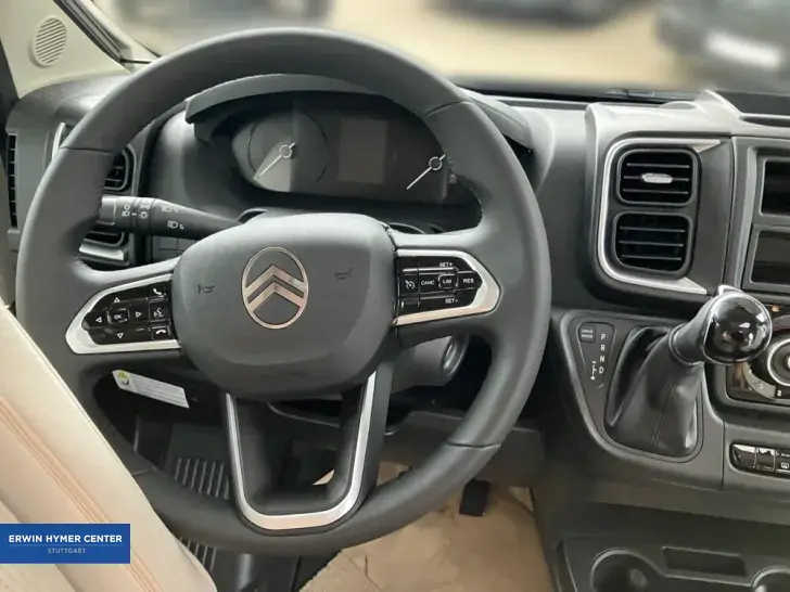 Fahrzeugbild Carado V 337 #12