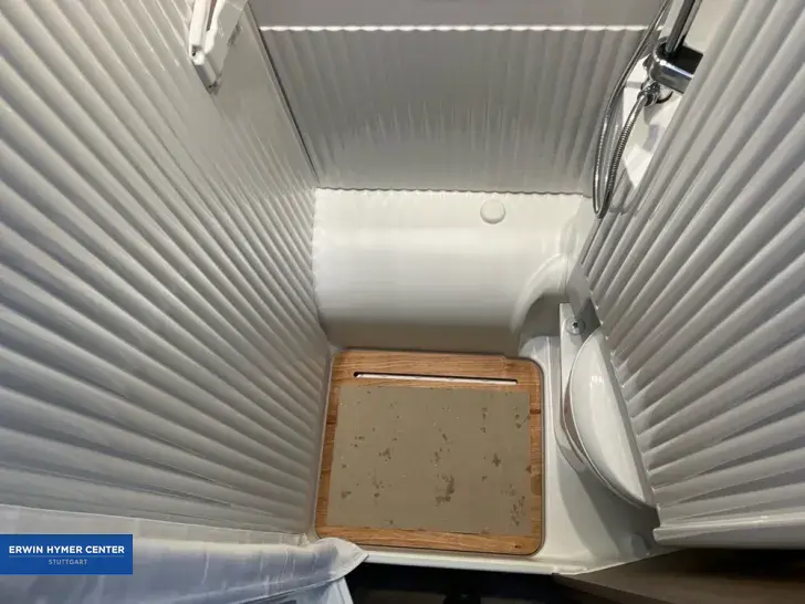 Fahrzeugbild Carado V 337 #20