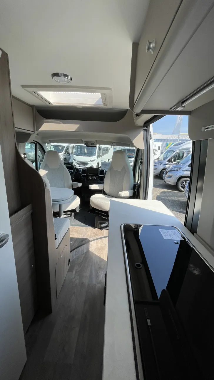Fahrzeugbild Carado CV 600 #22