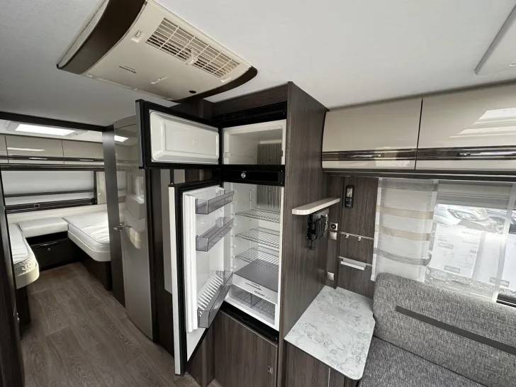Fahrzeugbild Fendt Diamant 650 SGD Klima ! autom. Sat.-Anlage ! #11