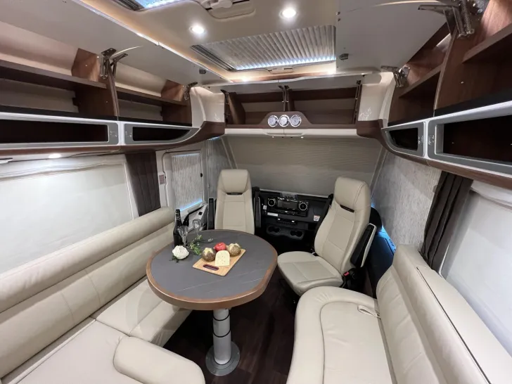 Fahrzeugbild Carthago chic e-line I 61 XL LE Mercedes (328) #14