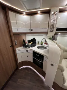 Fahrzeugbild Carthago chic e-line I 61 XL LE Mercedes (328) #21