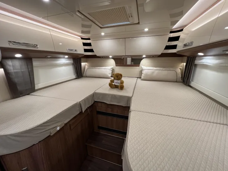Fahrzeugbild Carthago chic e-line I 61 XL LE Mercedes (328) #27