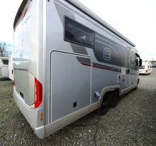 Fahrzeugbild Carthago chic e-line I 50 LE DA Mercedes #4