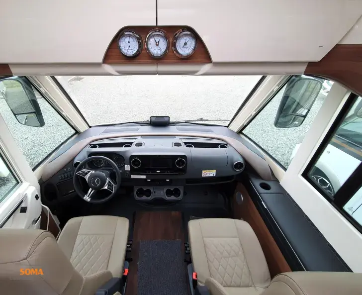 Fahrzeugbild Carthago chic e-line I 50 LE DA Mercedes #7