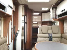 Fahrzeugbild Carthago chic e-line I 50 LE DA Mercedes #9