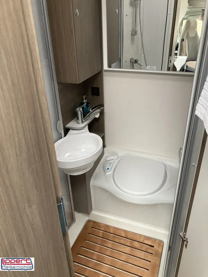 Fahrzeugbild Carado T 135 pro mit Hubbett #14