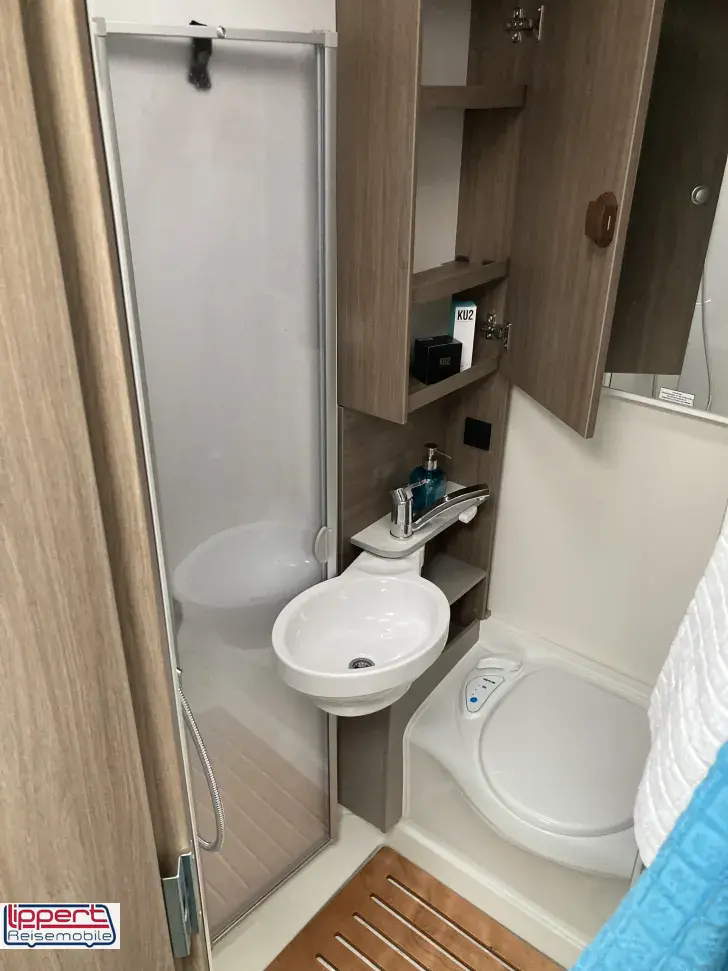 Fahrzeugbild Carado T 135 pro mit Hubbett #15