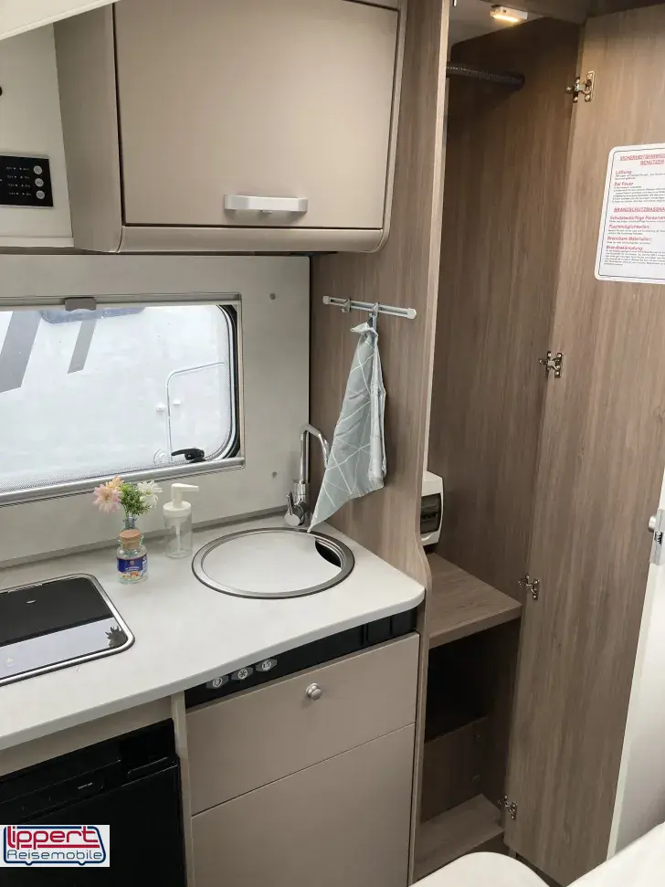 Fahrzeugbild Carado T 135 pro mit Hubbett #12