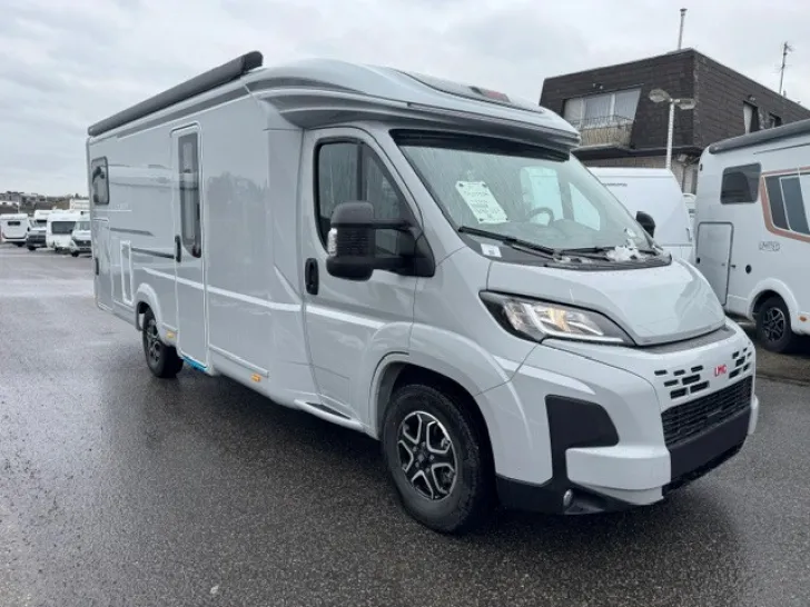 Fahrzeugbild LMC Cruiser 750 EF #1