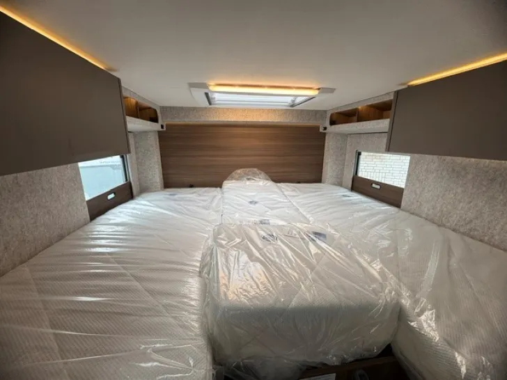 Fahrzeugbild LMC Cruiser 750 EF #11