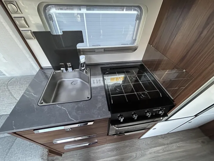 Fahrzeugbild Fendt Diamant 560 SG #12