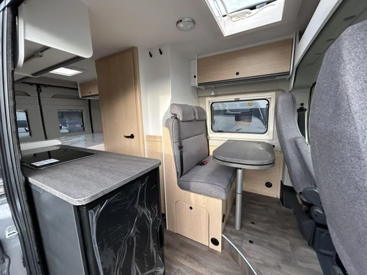 Fahrzeugbild Sunlight Camper Van Cliff Cliff IC LINE 600 #7