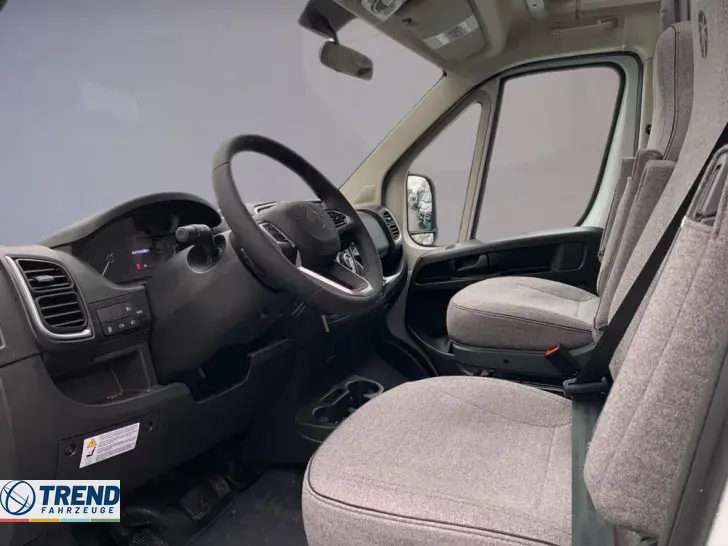 Fahrzeugbild Sunlight T 68 #7