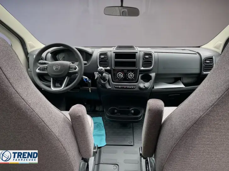 Fahrzeugbild Sunlight T 68 #10