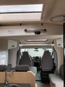 Fahrzeugbild Sunlight T 68 #18