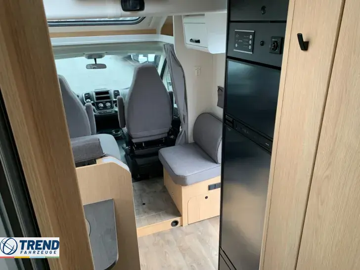 Fahrzeugbild Sunlight T 68 #19