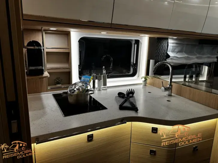 Fahrzeugbild Morelo Palace 88 LB #15