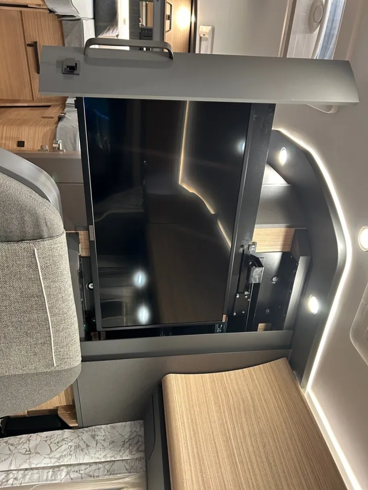 Fahrzeugbild Malibu T 430 KB LE lightweight #14