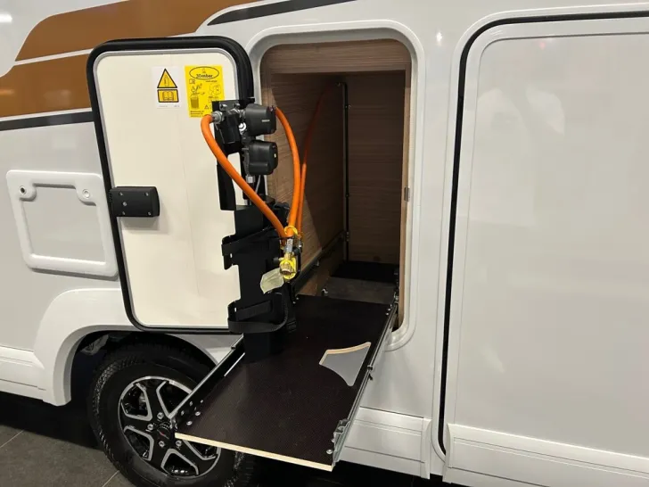 Fahrzeugbild Malibu T 430 KB LE lightweight #24