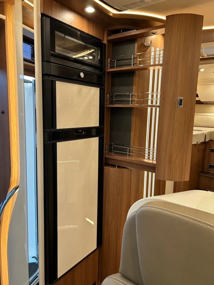 Fahrzeugbild Carthago chic e-line I 50 LE DA #14