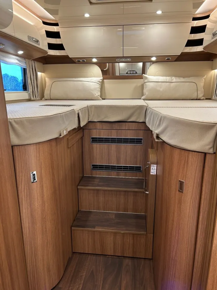 Fahrzeugbild Carthago chic e-line I 50 LE DA #17