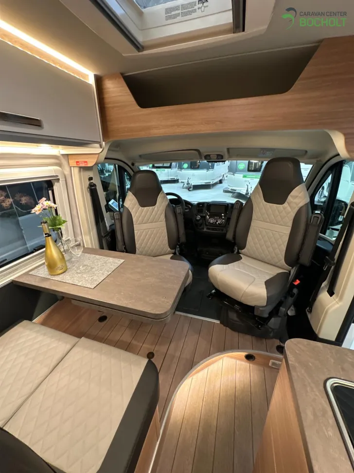 Fahrzeugbild Weinsberg CaraBus 630 ME Edition FIRE Modell 2026 / Media Center #12