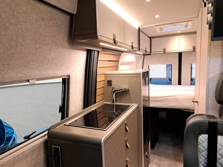 Fahrzeugbild Hymer Grand Canyon S CrossOver 600 AHK, TV, Wechselrichter #10
