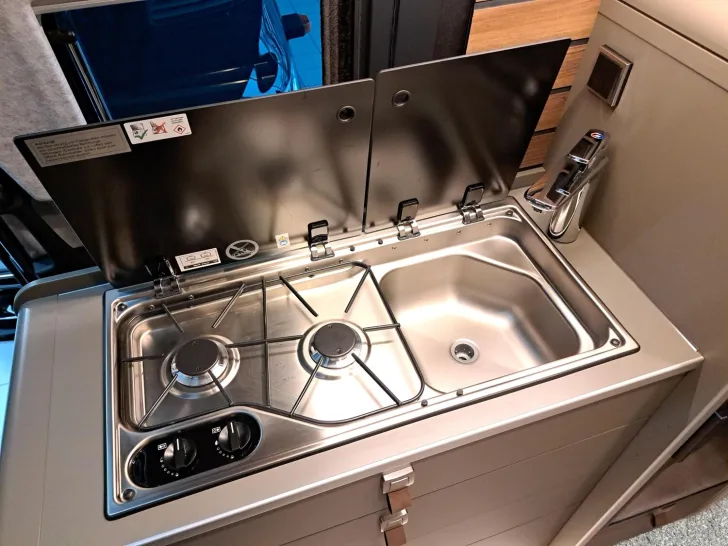 Fahrzeugbild Hymer Grand Canyon S CrossOver 600 AHK, TV, Wechselrichter #11