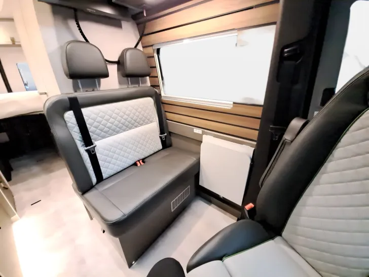 Fahrzeugbild Hymer Grand Canyon S CrossOver 600 AHK, TV, Wechselrichter #14