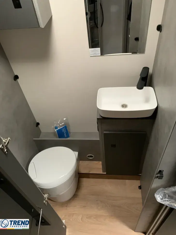 Fahrzeugbild Crosscamp EXPDN T 7.4 E Peugeot #15