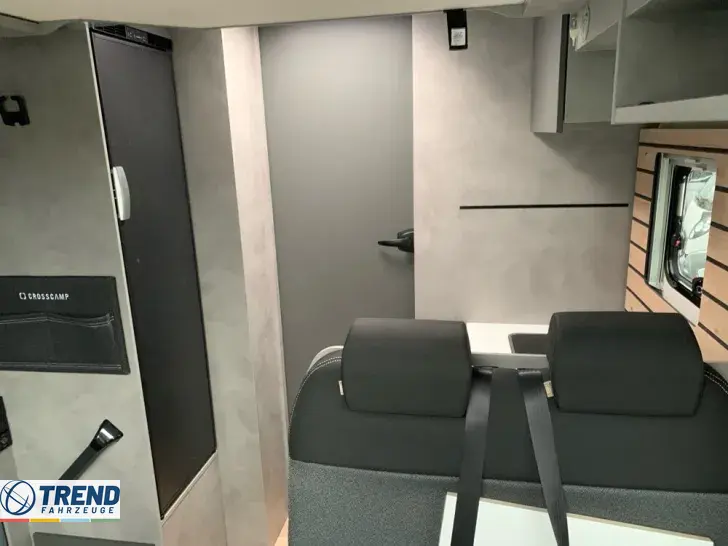 Fahrzeugbild Crosscamp EXPDN T 7.4 E Peugeot #19