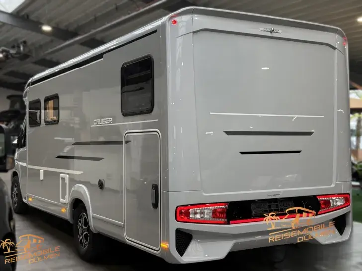 Fahrzeugbild LMC Cruiser 750 EF #8